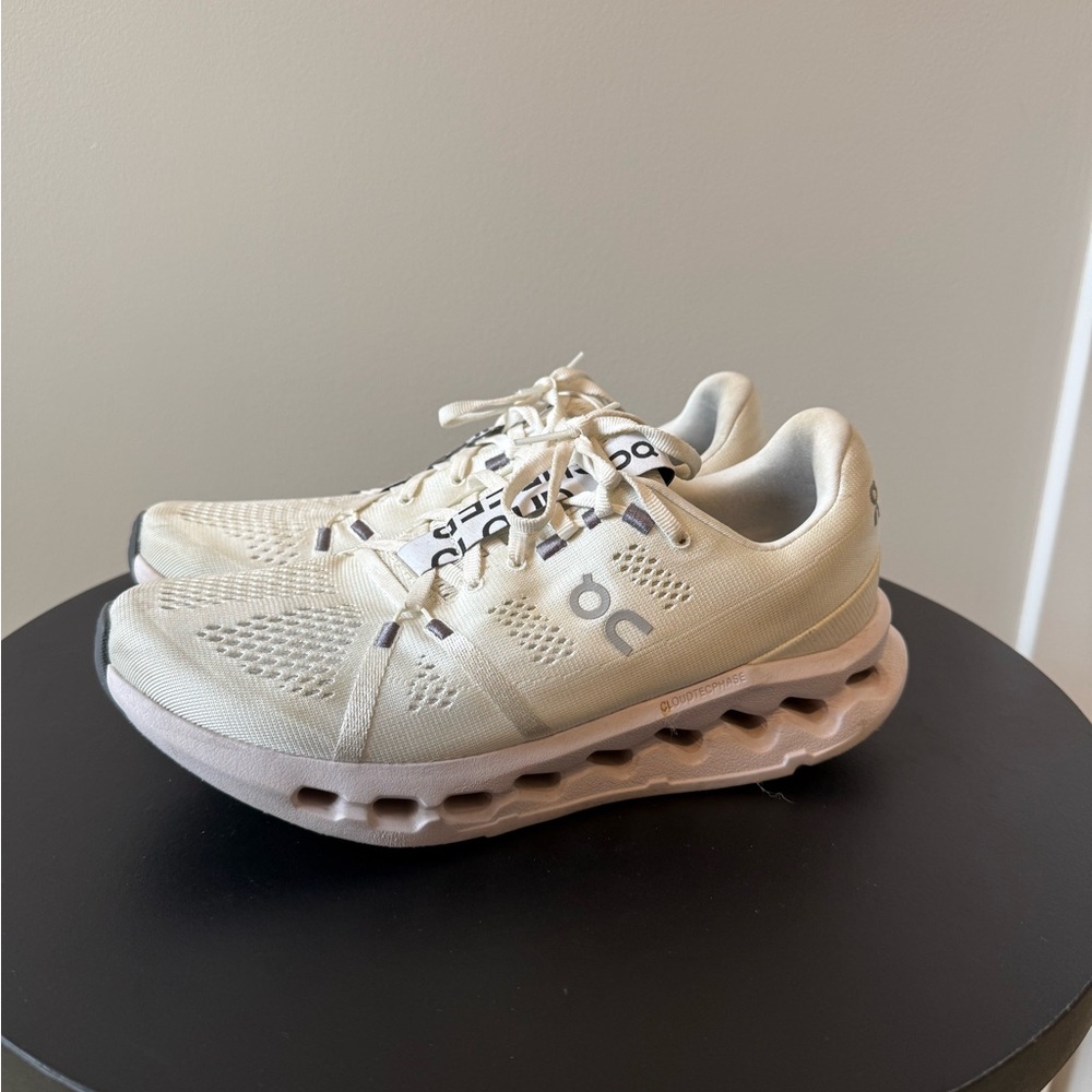 ON Running Cloudsurfer